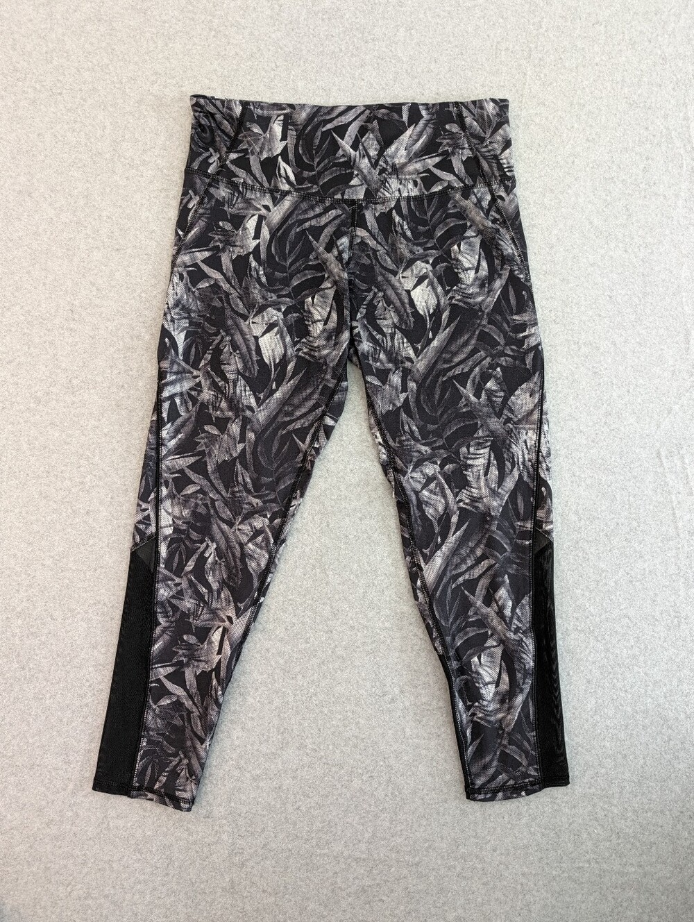 Champion C9 Womens Black White Tropical Floral High Waisted Active Leggings L